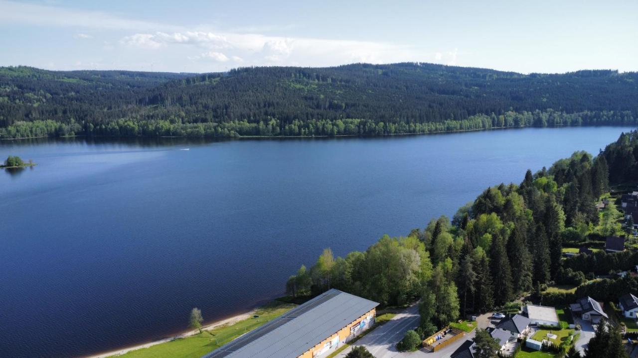 Hauslipno Bungalov Na Lipne リプノ・ナト・ヴルタヴォウ エクステリア 写真