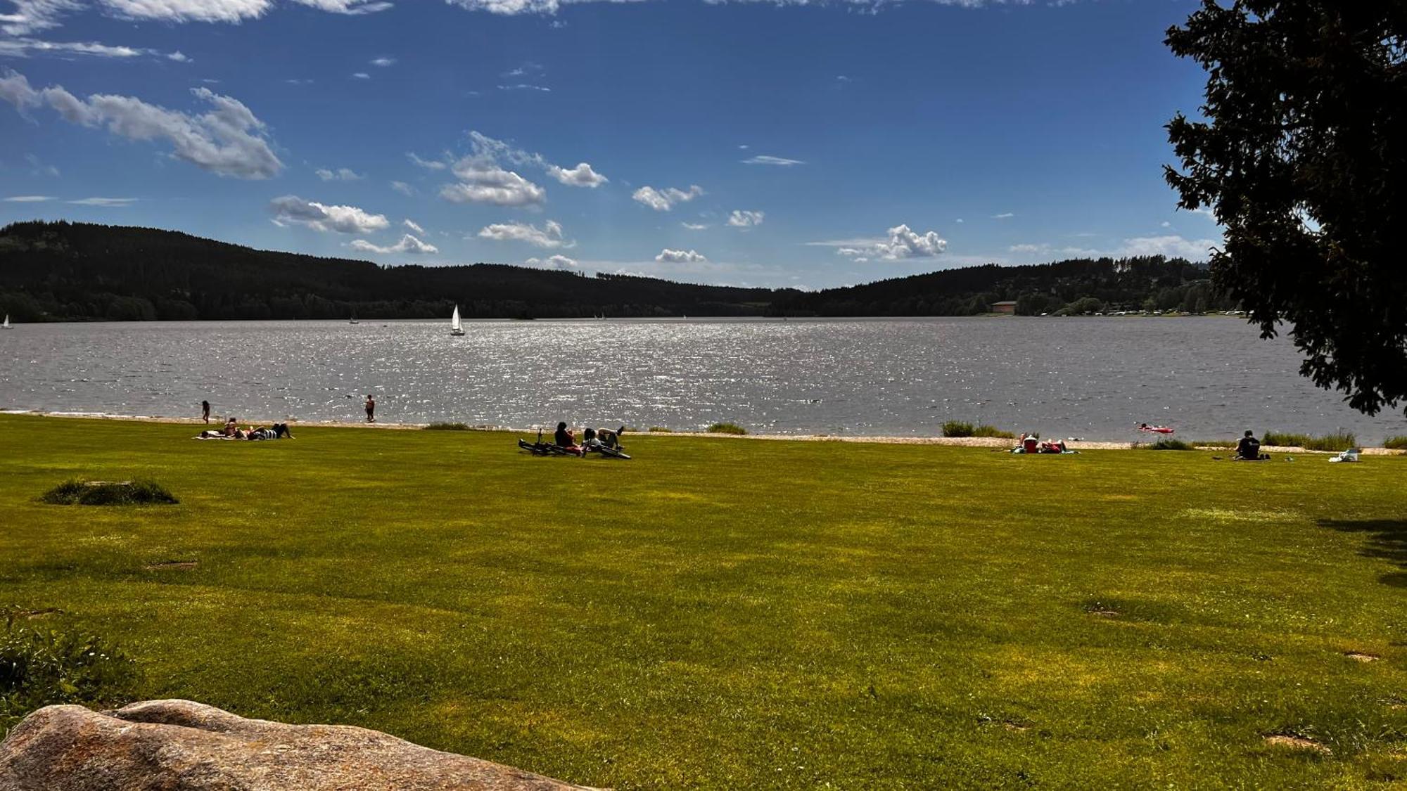 Hauslipno Bungalov Na Lipne リプノ・ナト・ヴルタヴォウ エクステリア 写真